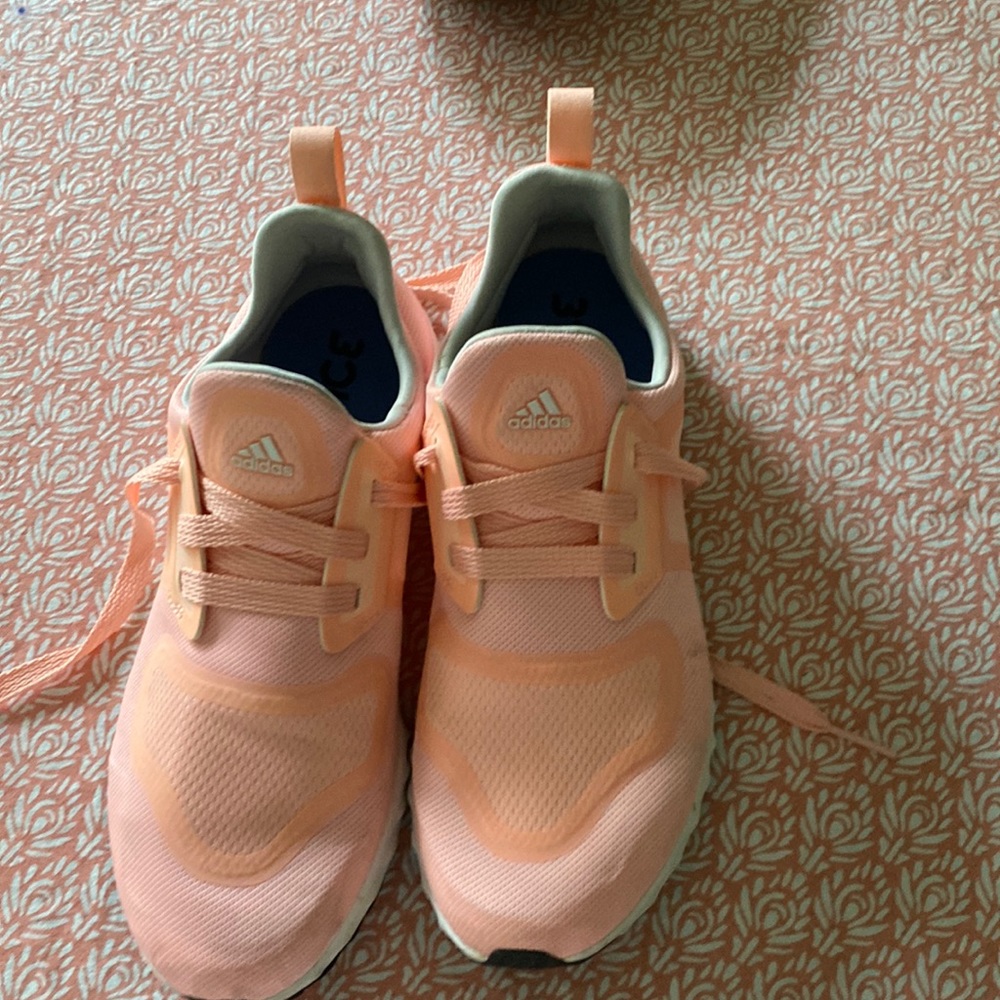 Adidas Edge Lux Gym Shoes / Color: Orange / Size: 9.5 (Women’s) / Item # 744-87